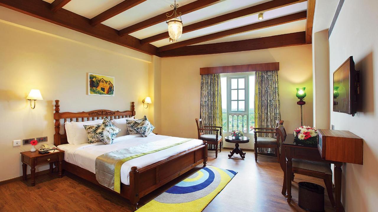 Le Maritime, Kochi By Westbridge Hotel Exterior foto