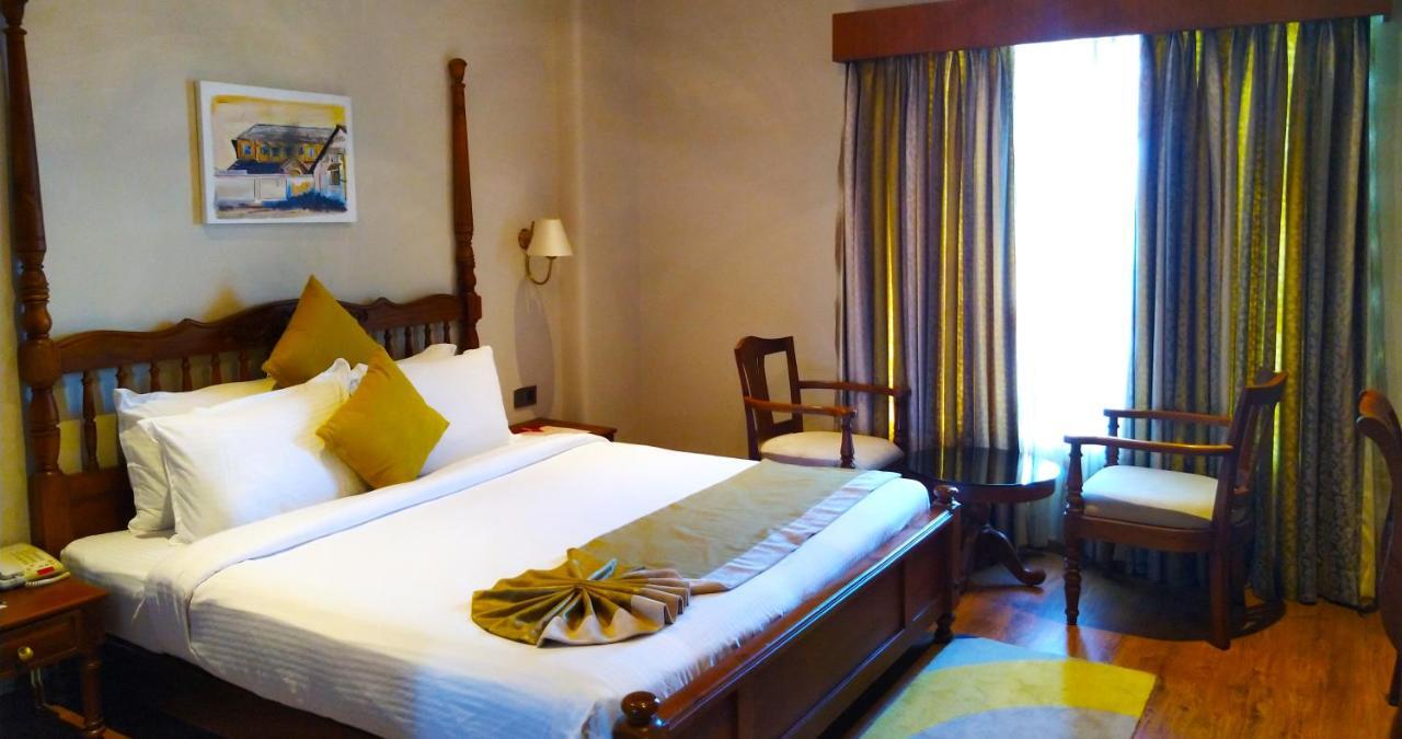 Le Maritime, Kochi By Westbridge Hotel Exterior foto